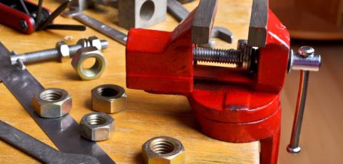 Mounting a Bench Vise: How to Do It?