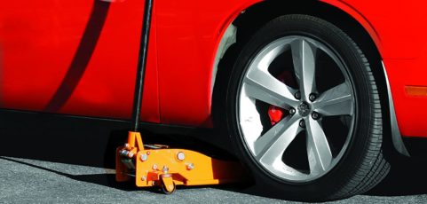 Top 5 Low Profile Floor Jacks Reviewed – 2019